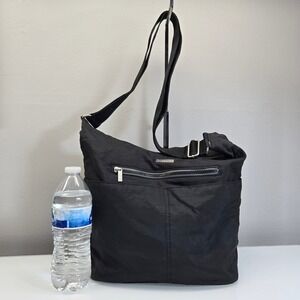 Baggallini Medium Black Nylon Crossbody Bag Lightweight Travel Water‎ Resistant